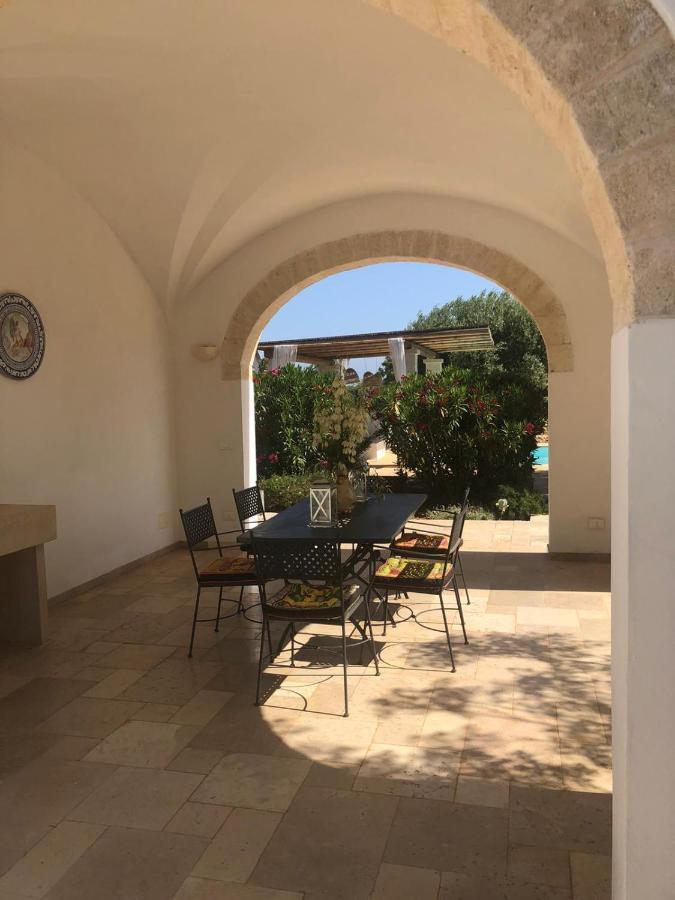 Вилла Traditional Trullo With Private Pool Near Остуни Экстерьер фото