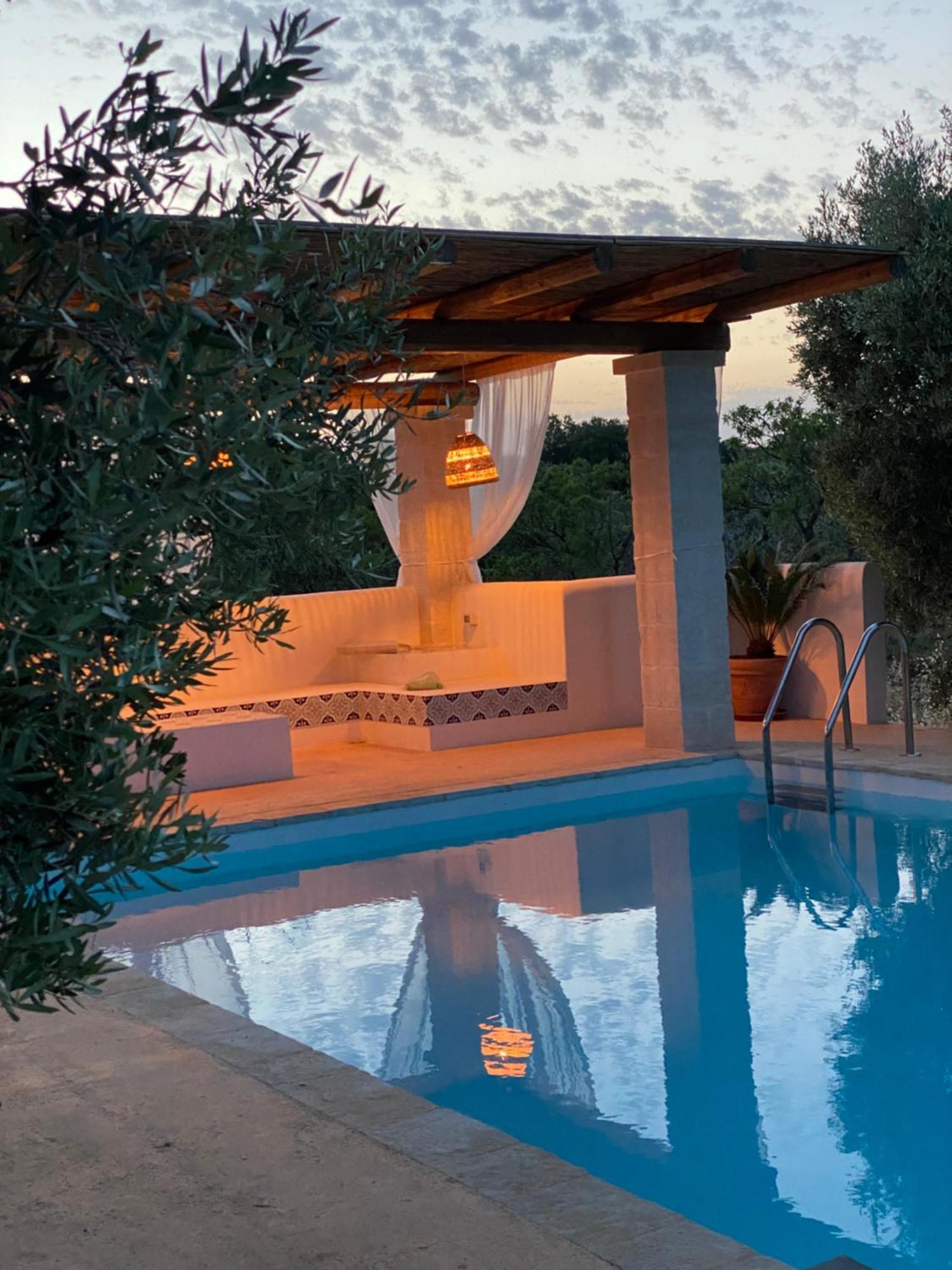 Вилла Traditional Trullo With Private Pool Near Остуни Экстерьер фото